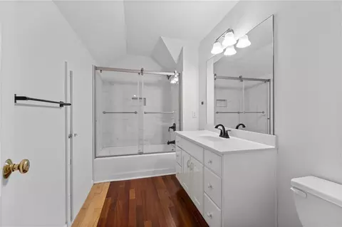 Bath - 540 E Shore Dr, Canton, GA 30114 photo 6 of 7