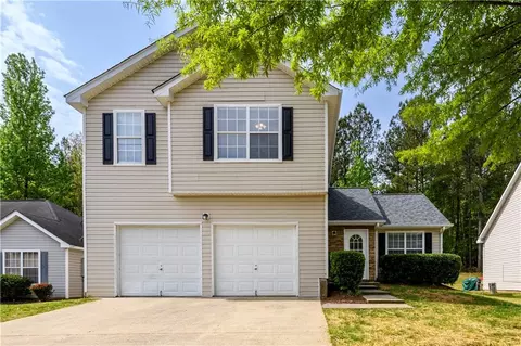 3484 Mcintosh Ln, Snellville, GA 30039