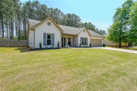 Exterior - 1004 Double Tree Dr, Monroe, GA 30655 photo 2 of 11