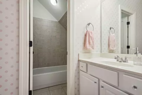 Bath - 1771 Duke Rd, Chamblee, GA 30341 photo 4 of 7