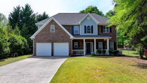 4918 Hidden Branch Dr, Sugar Hill, GA 30518