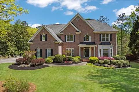 8005 Tangletree Way, Roswell, GA 30075