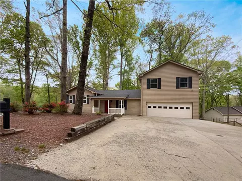 9530 Cain Cir, Gainesville, GA 30506