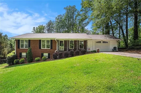1505 Carlton Ave, Stone Mountain, GA 30087