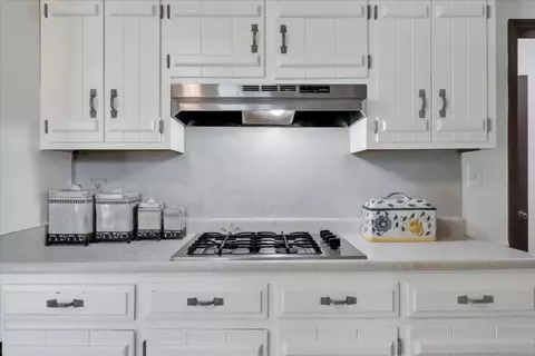 Kitchen - 88 Wynn Dr, Hampton, GA 30228 photo 5 of 5