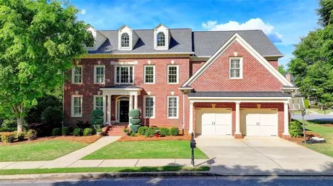 7510 Ledgewood Way, Suwanee, GA 30024
