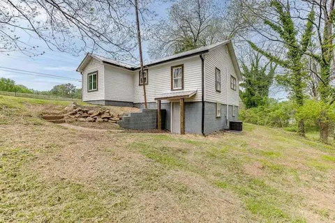 Exterior - 344 Falls Rd, Toccoa, GA 30577 photo 3 of 7
