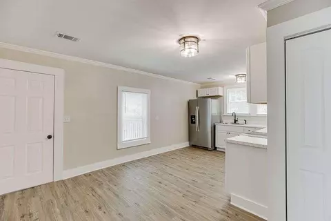 Kitchen - 344 Falls Rd, Toccoa, GA 30577 photo 5 of 5