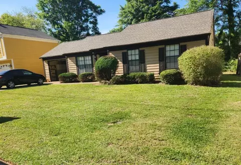 4580 Arborwalk Ct, Stone Mountain, GA 30083