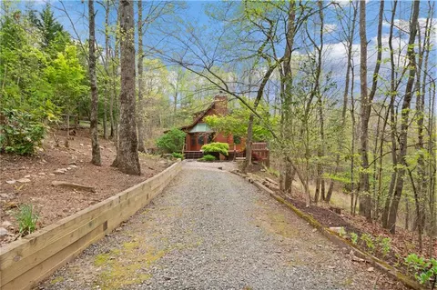 75 Crooked Pine Rd, Blue Ridge, GA 30513
