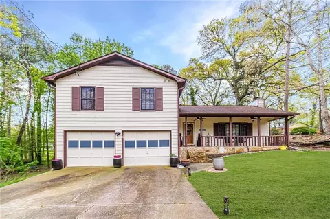 1998 Cliffton Ter, Snellville, GA 30039