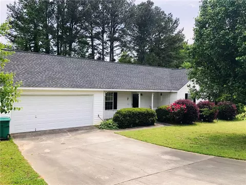 240 Regal Rd, Jackson, GA 30233