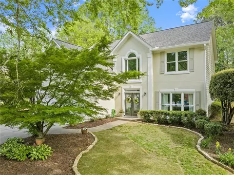 1693 Pinder Point Dr, Lawrenceville, GA 30043