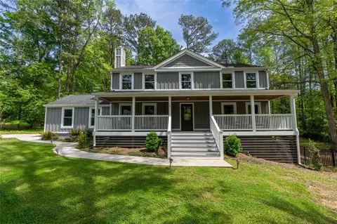 102 Cockspur Ct, Peachtree City, GA 30269
