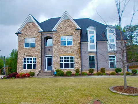 1609 Brook Ivy Dr, Lawrenceville, GA 30044