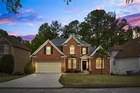 67 Towne Park Dr, Lawrenceville, GA 30044