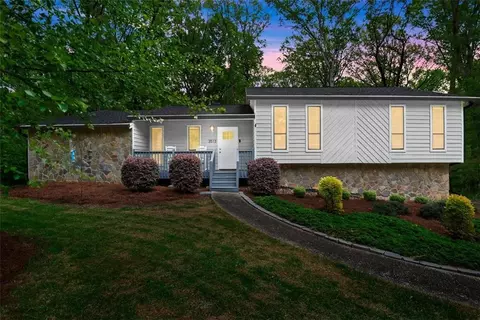 3513 Vinings North Trce SE, Smyrna, GA 30080