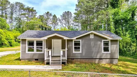 117 Flakes Rd, Stockbridge, GA 30281