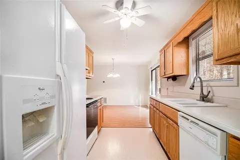397 Briar Vis, Jasper, GA 30143 photo 10