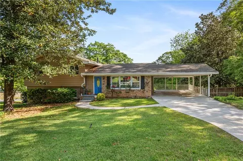 3001 Whispering Hills Dr, Chamblee, GA 30341
