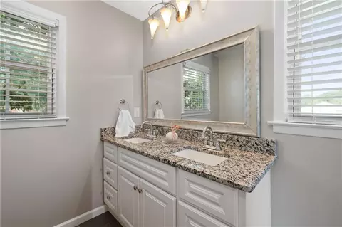 3001 Whispering Hills Dr, Chamblee, GA 30341 photo 25