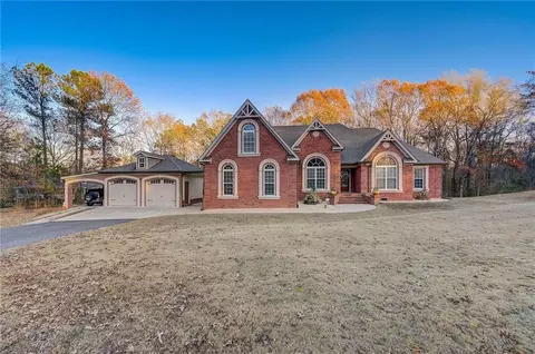 Exterior - 196 Harkness Rd, Jackson, GA 30233 photo 2 of 4