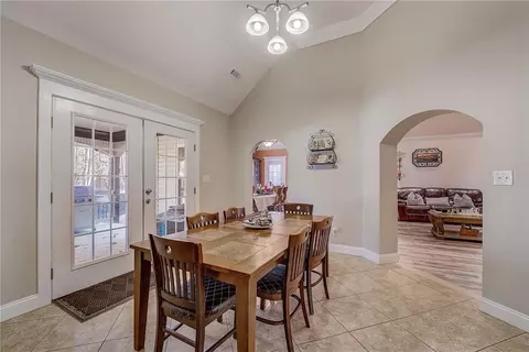 Dining - 196 Harkness Rd, Jackson, GA 30233 photo 2 of 2