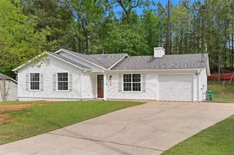 2383 Deep Shoals Cir, Decatur, GA 30034