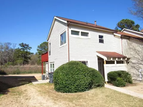 3277 Tennington Pl, Lawrenceville, GA 30044