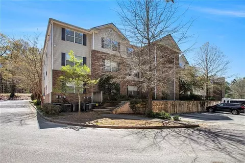 2304 Par Three Way, Lithonia, GA 30038