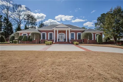 103 Oakmont Ct, Carrollton, GA 30116