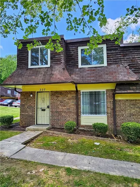 227 Peyton Pl SW, Atlanta, GA 30311