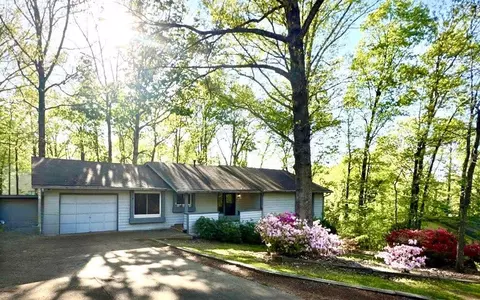 6720 Knollwood Cir, Douglasville, GA 30135