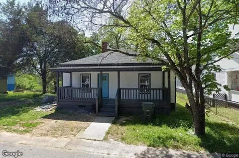 5 Pine St, Covington, GA 30016