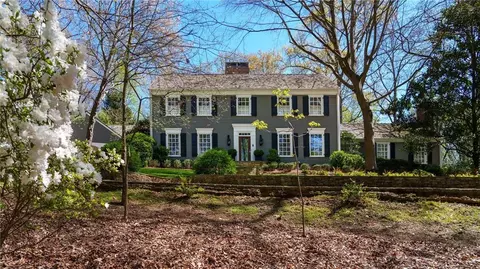 3499 Nancy Creek Rd NW, Atlanta, GA 30327