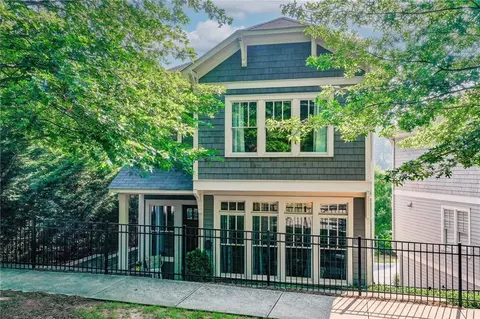 2822 Haven Ln, Decatur, GA 30030