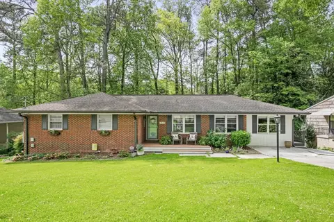 2844 Cravenridge Dr, Atlanta, GA 30319