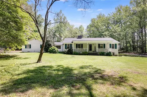 Exterior - 430 Gilley Rd, Buchanan, GA 30113 photo 2 of 14