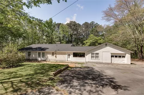 Exterior - 430 Gilley Rd, Buchanan, GA 30113 photo 9 of 14