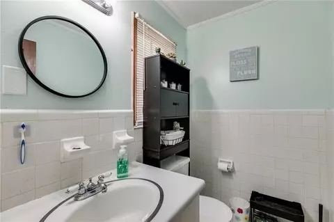 Bath - 430 Gilley Rd, Buchanan, GA 30113 photo 1 of 3