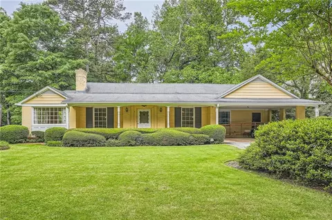 4254 Peachtree Dunwoody Rd NE, Atlanta, GA 30342