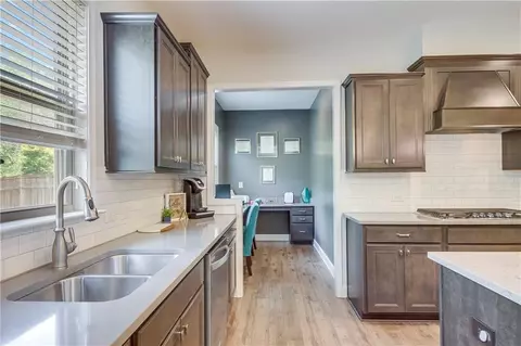 Kitchen - 175 Calverton Ln, Tyrone, GA 30290 photo 3 of 4