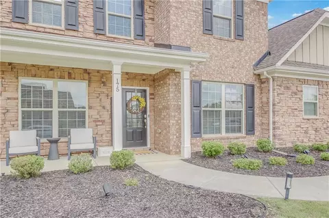 Exterior - 175 Calverton Ln, Tyrone, GA 30290 photo 3 of 9