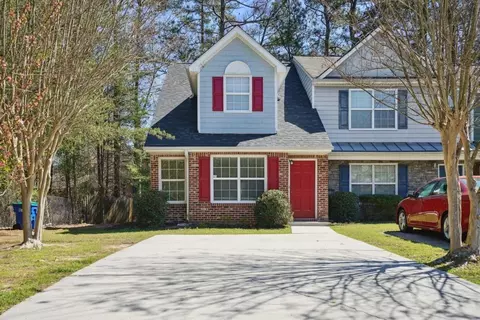 7030 Galloway Pt, Riverdale, GA 30296