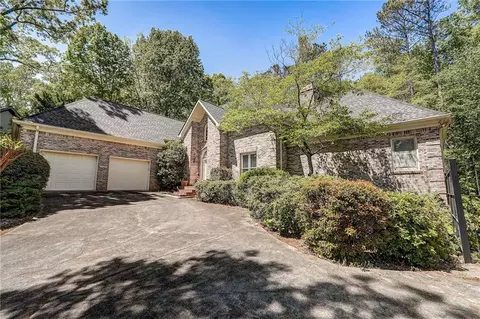 3363 Lantern Coach Ct NE, Roswell, GA 30075