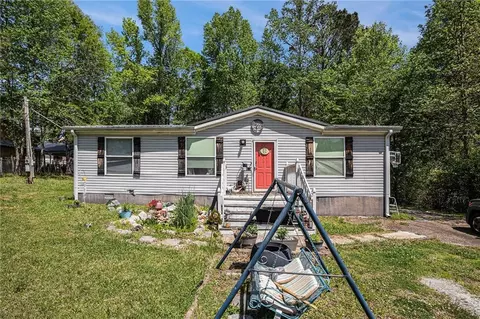 26 Quail Hollow Dr, Carrollton, GA 30116