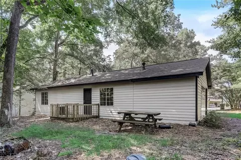 Exterior - 3292 Canterbury Trl, Rex, GA 30273 photo 3 of 3