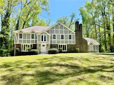 3780 Sherbrook Ct, Atlanta, GA 30349