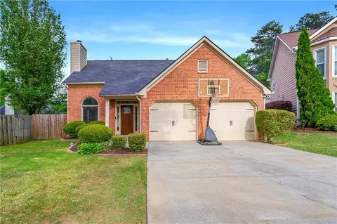 320 Devon Ct, Alpharetta, GA 30004 photo 2