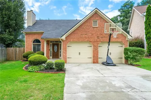 320 Devon Ct, Alpharetta, GA 30004